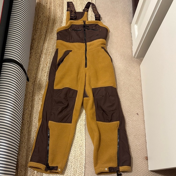 Free People Hit the Slopes High Pile Fleece Snow Bibs - Picture 2 of 6